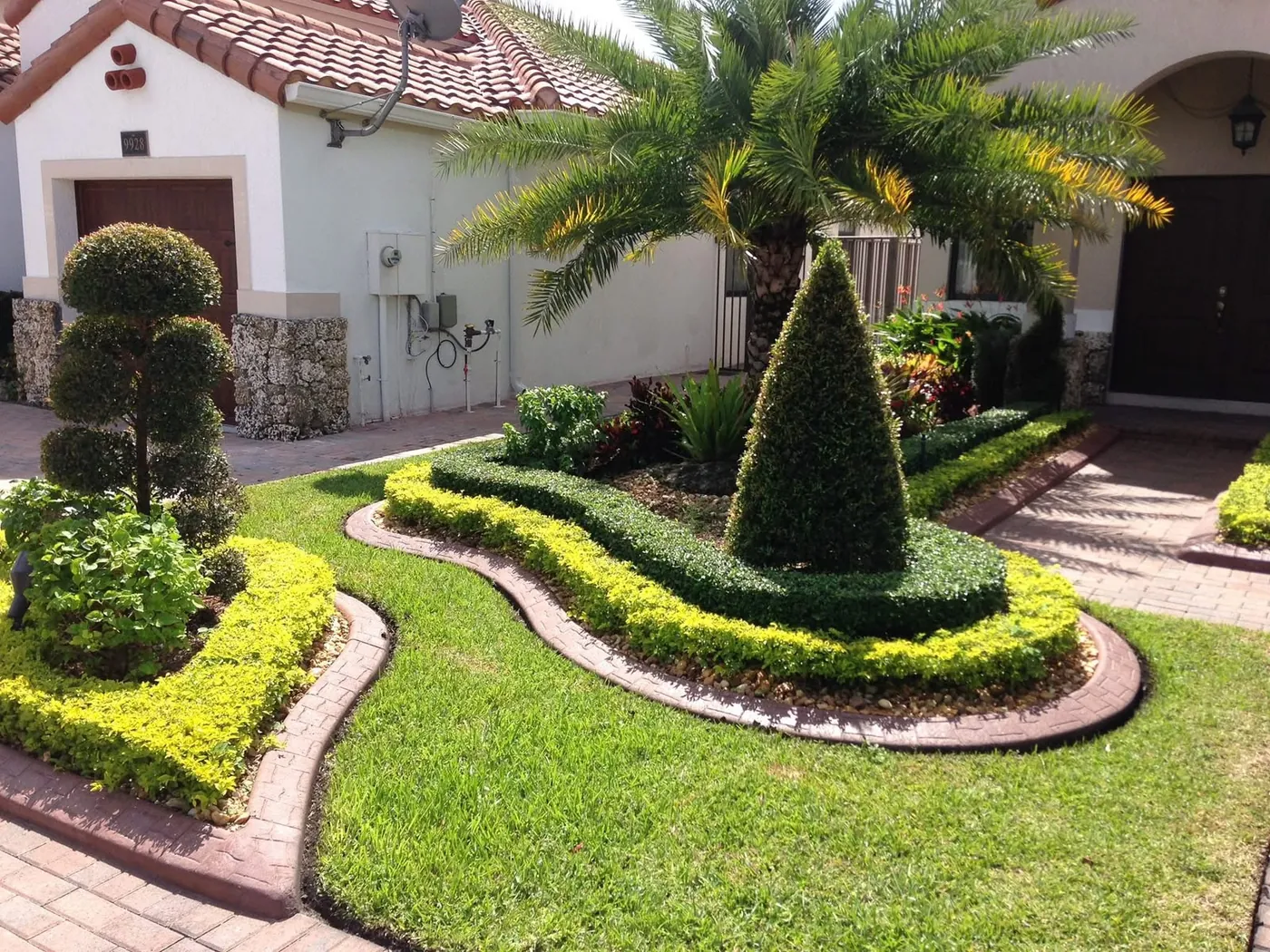 Garden Design & Decoration work by Jagdamba Nursery